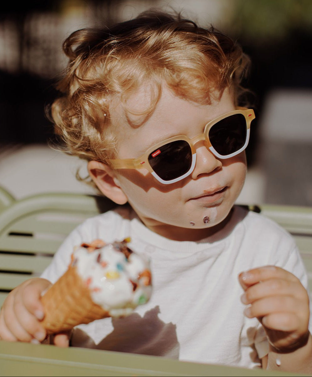 Lunettes de soleil Enfants Mini Edie, colorées, verres catégorie 3, UV400, verres polarisés, dès 2 ans, Cool Kids Only !