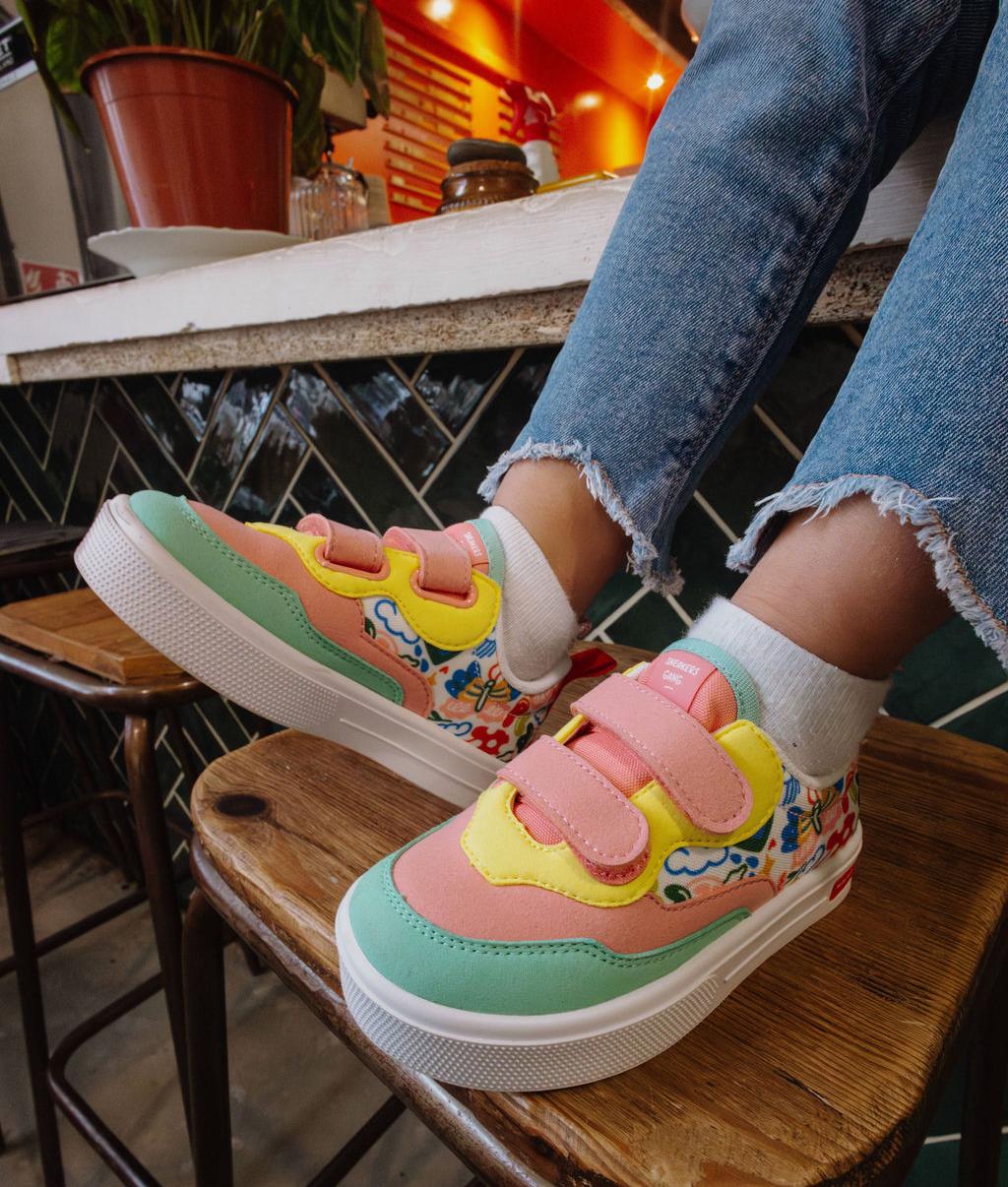 Sneakers enfant rose vert imprimé art fleurs double scratchs Hello Hossy