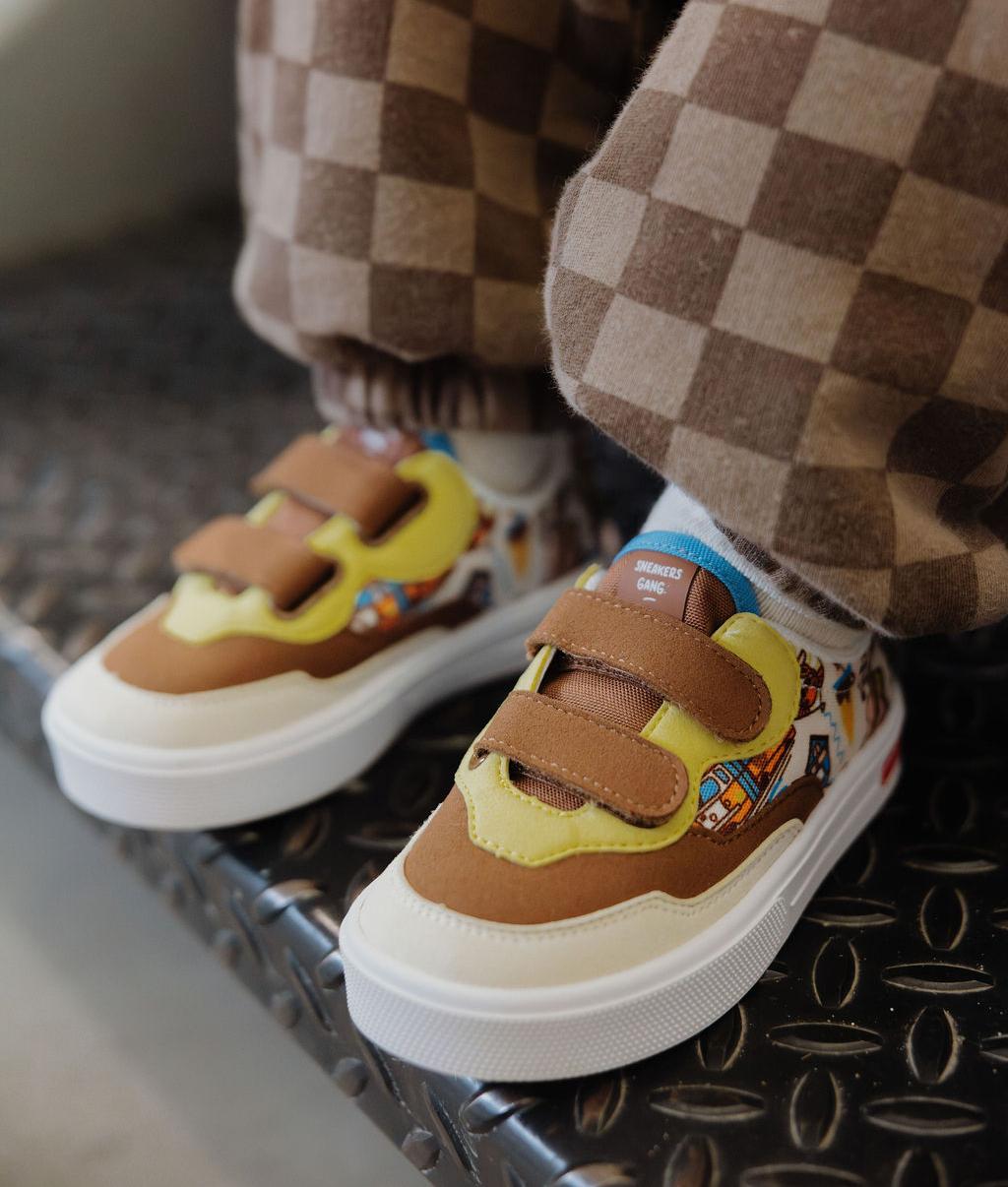 Kids sneakers cream brown travel pattern velcro Hello Hossy