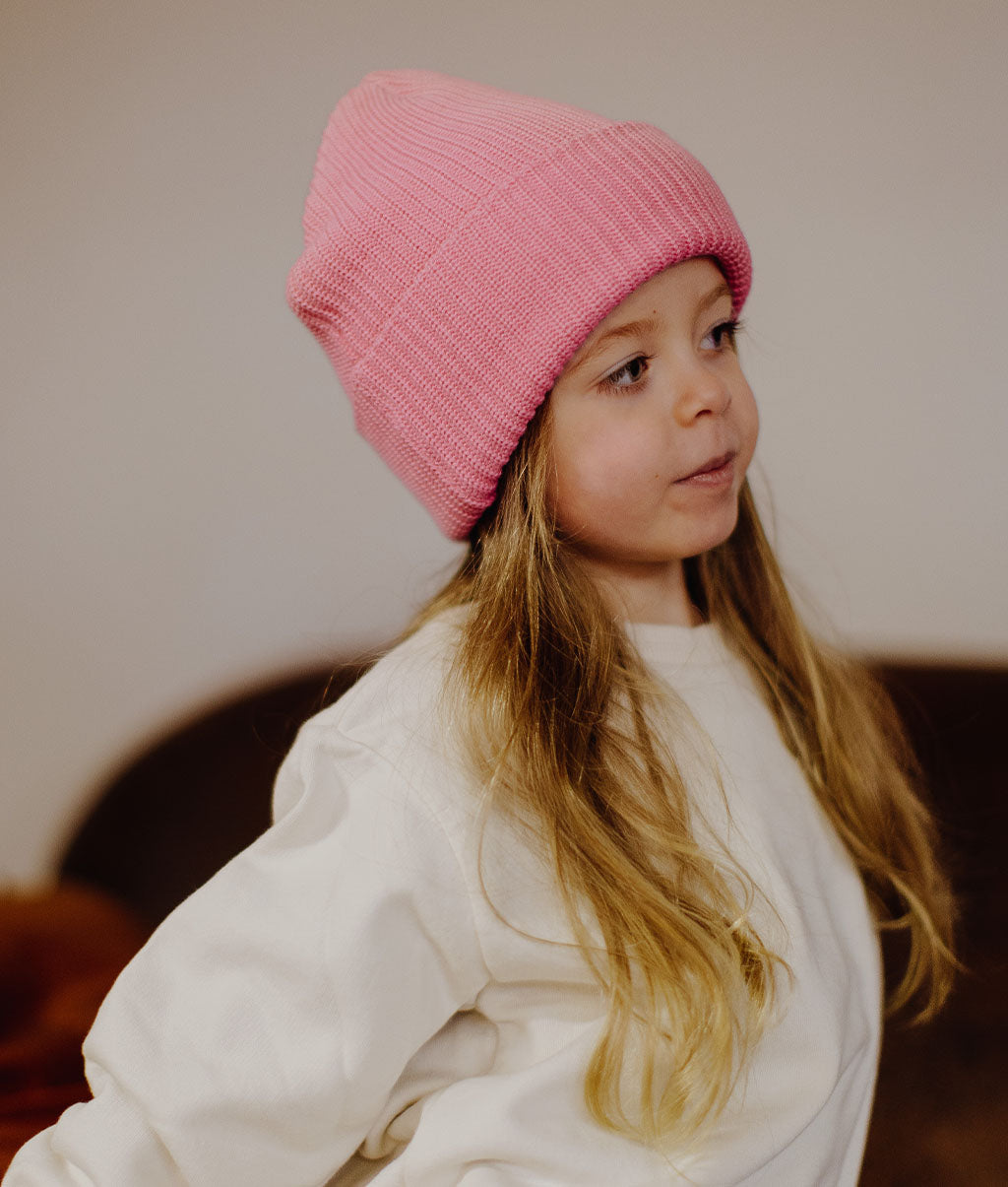 Bonnet coloré Enfants & Adultes Flow Pink, 100% coton biologique, sans pompon, dès 9 mois, Cool Kids Only !