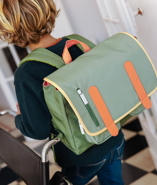 Children's green schoolbag with Orange details and zipped pocket Hello Hossy
