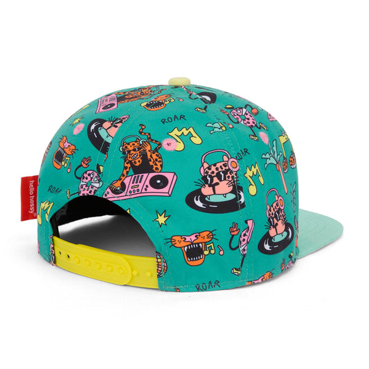 Casquette enfant verte imprimé multicolore détail attache arrière Hello Hossy