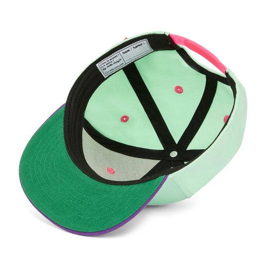 Casquette enfant vert menthe et visière violette détail étiquette intérieure Hello Hossy