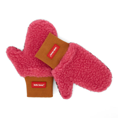 Two-toned teddy mittens Heaty Tara for kids and babies – flat lay - Pink side