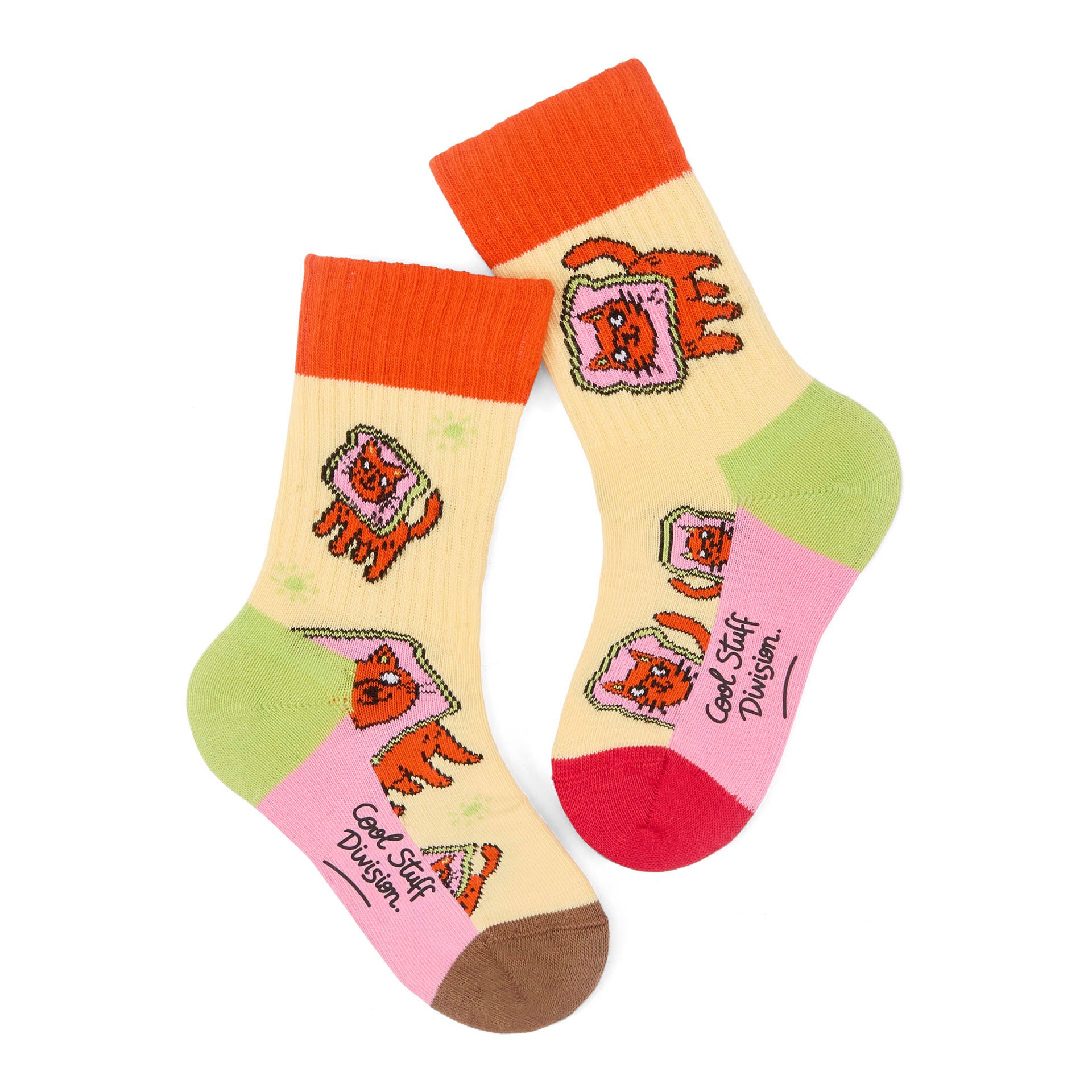 Paire de chaussettes jaune pour enfant, imprimée chats, talons et pointes contrastés rose et marron, haut de tige orange – vue à plat