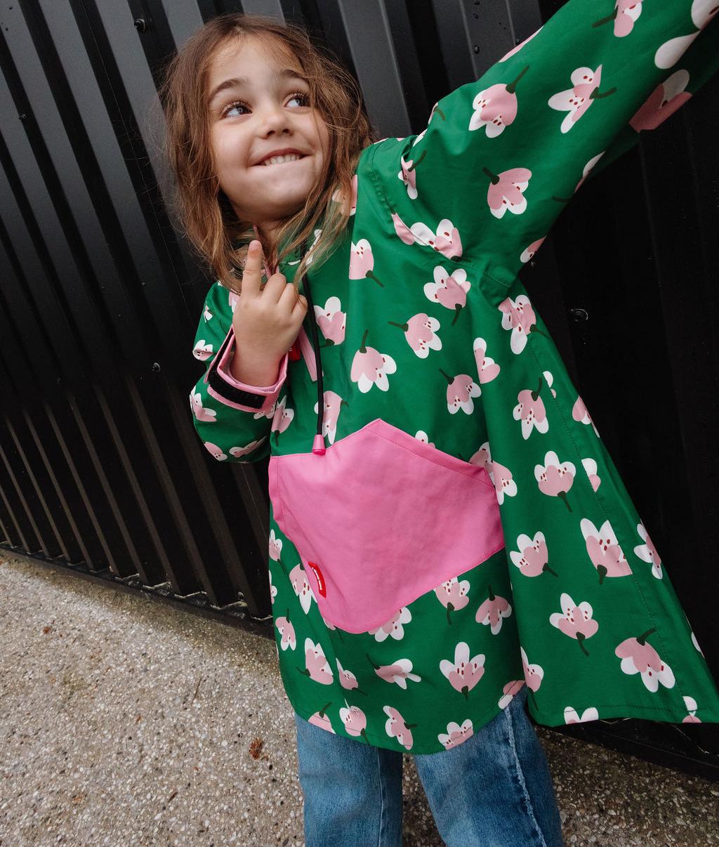 Children's rain poncho green flower pattern kangaroo pocket pink Hello Hossy