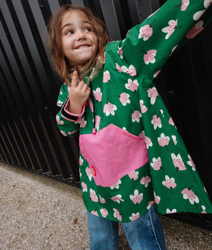 Children's rain poncho green flower pattern kangaroo pocket pink Hello Hossy