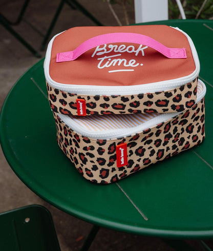 Sac repas enfant crème marron motif léopard anse rose Hello Hossy