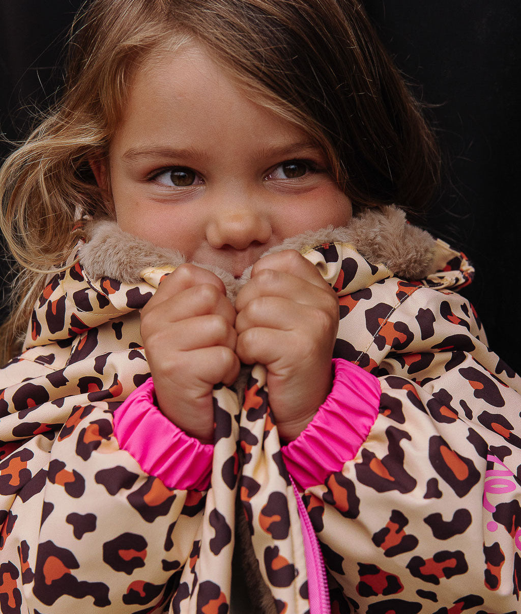 Children's winter jacket leopard pattern fluo pink fur lining Hello Hossy
