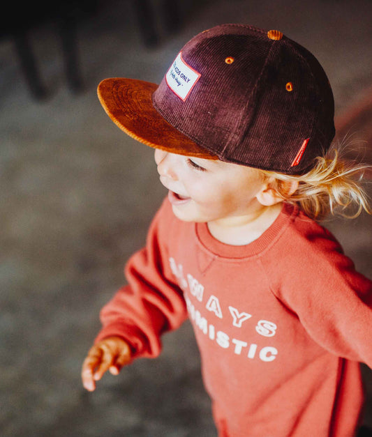 Casquette Enfants Sweet Brownie, visière plate, velours, certifiée Oeko-Tex, dès 9 mois, Cool Kids Only !